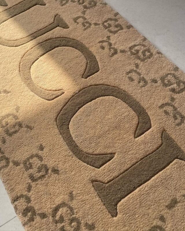 GUCCI RUG