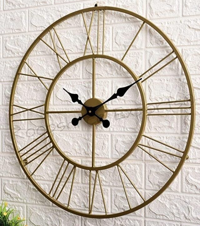 Vintage Clock Iron Hand-Crafted Large Brass Colour Wall Clock (60 x 60 cm)