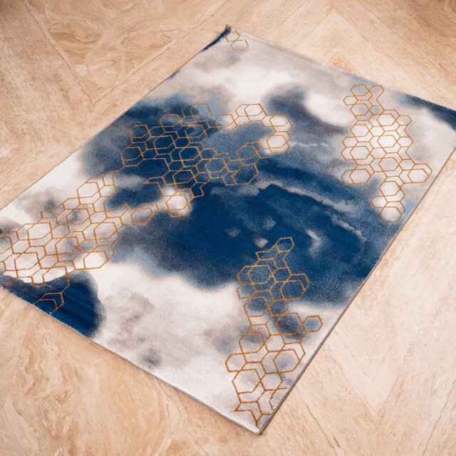 The Oriental Tye and Dye Floor Rug 5 X 7.5 ft