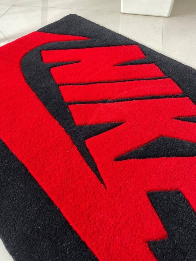 NIKE LOGO RUG